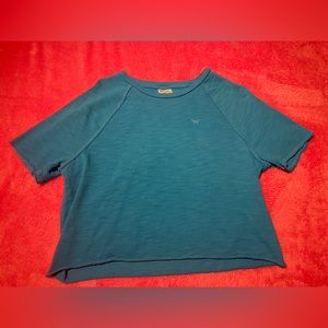Pink Victoria’s Secret blue cropped tee
